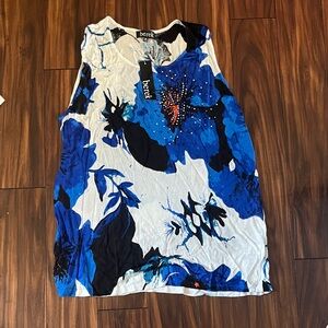 Berek Women's Vibrant Blue and Black Floral Tank Top